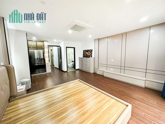 Nhà đẹp Nguyễn Sơn, kinh doanh, ô tô tránh, 55m2x 6 tầng thang máy, mặt tiền: 5m, 12 tỷ