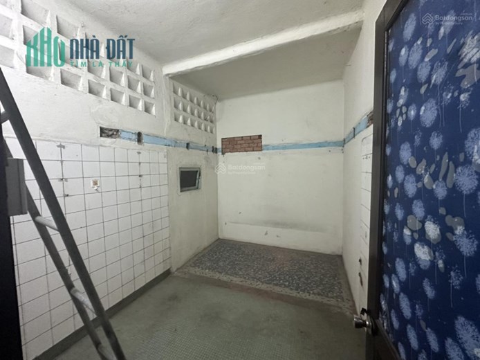 Chính chủ cần bán gấp căn chung cư  Võ Văn Kiệt phường Cô Giang Q1