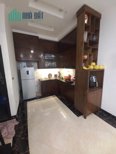 Bán nhà Doãn Kế Thiện, sát phố, Ô TÔ, 40m2, giá chỉ hơn 4 tỷ, 0866585090