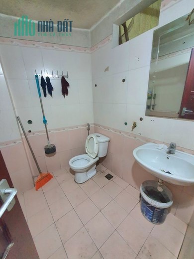 Bán nhà mặt hồ Văn Chương, Đống Đa 80m, 8.2m măt tiền, vỉa hè kinh doanh đỉnh 36 tỷ