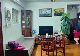 Cho thuê căn hộ B6.  dt 86m2, 2pn, 2wc.
