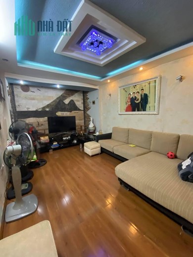 Siêu hiếm Nguyễn Khang, 5 tầng dân xây, 45m2 giá chỉ hơn 5 tỷ, 0866585090
