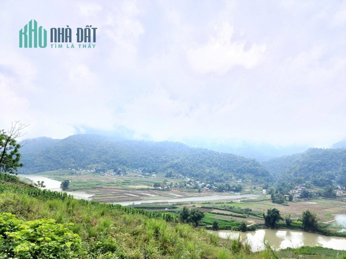 Đất nền Hà Giang giá rẻ. Bán gần 1000m2 view sông Miện
