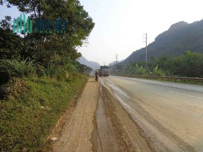 Gia đình cần bán đất QL21A gần Cây Xăng Minh Thắng, chùa Tam chúc Ba Sao, Kim Bảng Hà Nam giá