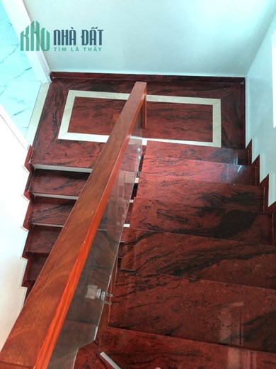Xuân La ngõ 77 nhà đẹp dân xây dựng 5 tầng 6 nơi ngủ 50m2 6.2 tỷ