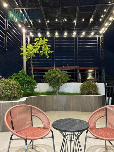 Bán nhà phố Yên Hòa, Cầu Giấy, 40m2, 5 tầng, tặng full nội thất, giá 5 tỷ.
