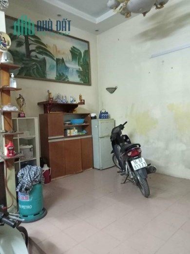 CẦN BÁN GẤP PHỐ TÔN ĐỨC THẮNG, 38m2, 4 NGỦ , GẦN Ô TÔ, NHỈNH 3 TỶ , 0382328365.