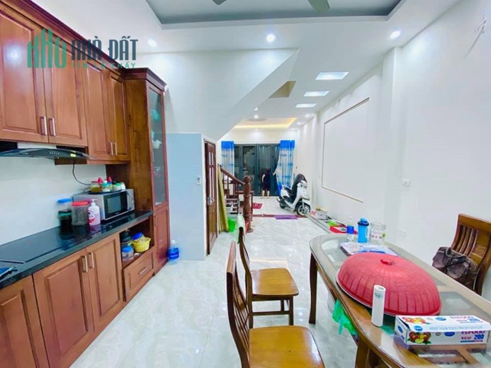 Nguyễn Khang Dân Xây, 2 thoáng, tặng full nội thất, 45m2 giá chỉ 6 tỷ, 0866585090