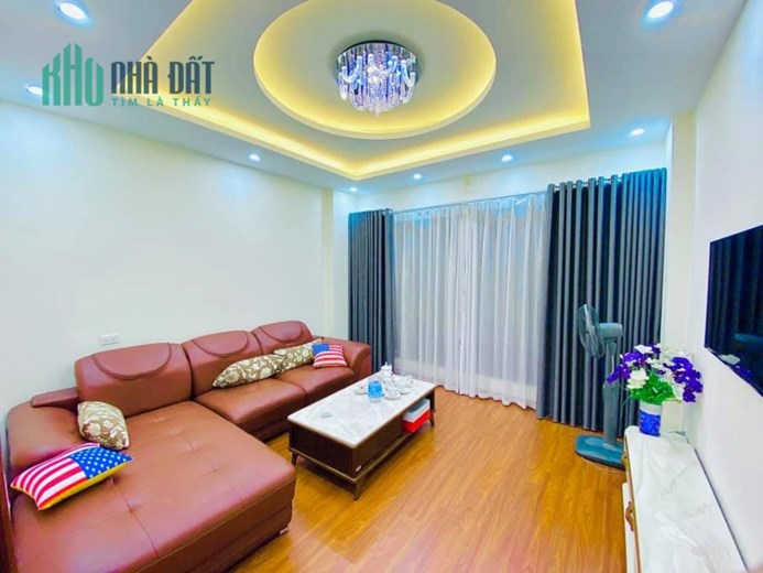 Nguyễn Khang Dân Xây, 2 thoáng, tặng full nội thất, 45m2 giá chỉ 6 tỷ, 0866585090
