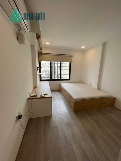 Nhà HXH Lê Văn Lương, 20m2, 3 tầng, Chỉ 2.4 Tỷ, Sổ Hồng Riêng, Đẹp ở ngay.
