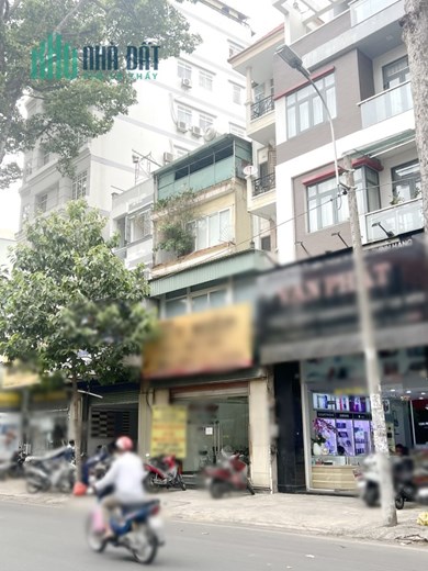 Nhà 5 tầng mặt tiền đường Hùng Vương P1Q10 - Giá : 25 Tỷ