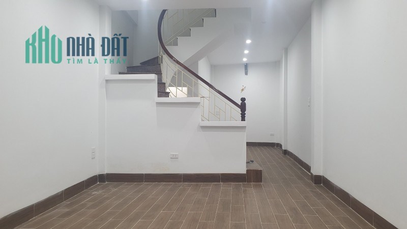 Bán nhà Tây Sơn 30m2 x 4T, 3.5 tỷ, 2 thoáng, NGÕ THÔNG lh 0966037496
