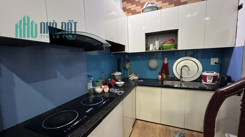 BÁN NHÀ TÂY SƠN DT 39M2 X 5 TẦNG, NGÕ NÔNG, GẦN PHỐ,  GẦN Ô TÔ, 4.5 TỶ LH 0966037496