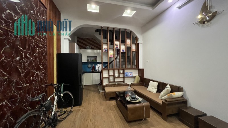 BÁN NHÀ TÂY SƠN DT 39M2 X 5 TẦNG, NGÕ NÔNG, GẦN PHỐ,  GẦN Ô TÔ, 4.5 TỶ LH 0966037496
