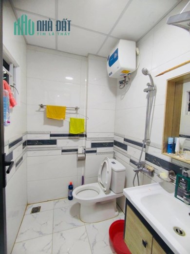 NGÕ THÔNG 1 NHÀ RA PHỐ Tây Sơn, Đống Đa, NHÀ ĐẸP Ở NGAY, 35m2 x 5 Tầng, 5.4 TỶ LH 0966037496