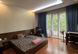 Bán nhà Tây Sơn, chỉ 4 tỷ, ô tô, kinh doanh, 45m2x5t, mt 4m, nội thất VIP LH 0966037496