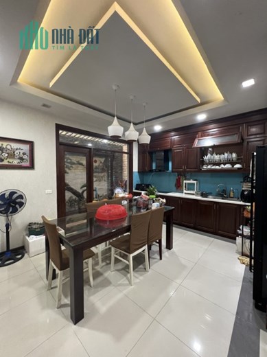 Bán nhà Tây Sơn, chỉ 4 tỷ, ô tô, kinh doanh, 45m2x5t, mt 4m, nội thất VIP LH 0966037496