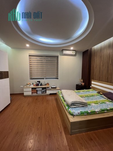 Bán nhà Tây Sơn, chỉ 4 tỷ, ô tô, kinh doanh, 45m2x5t, mt 4m, nội thất VIP LH 0966037496