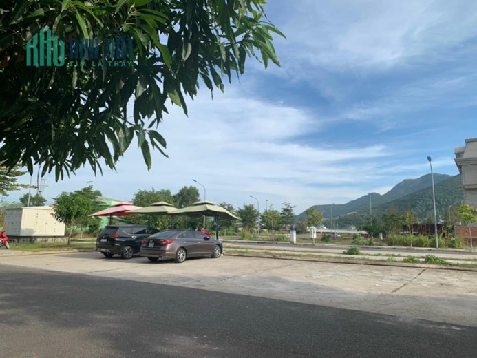 CẦN BÁN NGÔI NHÀ 4 TẦNG XÂY TÂM HUYẾT KĐT AN BÌNH TÂN , TP NHA TRANG