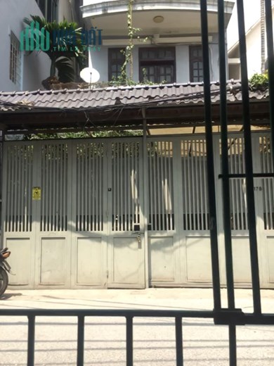 Bán nhà  phố Nguyễn Sơn. Khu Vip PL Hàng không. Lô góc - 100m2- MT:  7,2m. Giá chỉ hơn 14 tỷ.