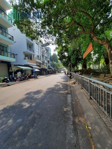 BÁN NHÀ MẶT TIỀN KHU BÌNH PHÚ, QUẬN 6- GIẢM 1 TỶ, CÒN 8,7 TỶ, LH 0934129392