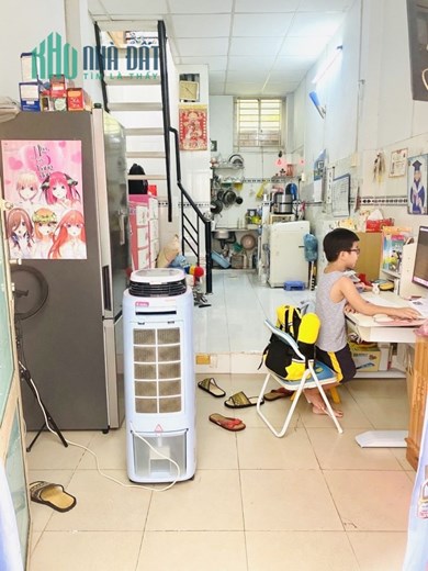Bán nhà đường Vũ Tùng quận Bình Thạnh diện tích 24m2 giá thương lượng.