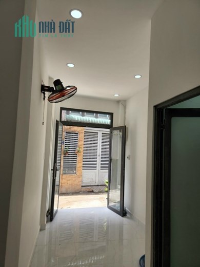 Bán nhà đường Vũ Tùng quận Bình Thạnh diện tích 24m2 giá thương lượng.