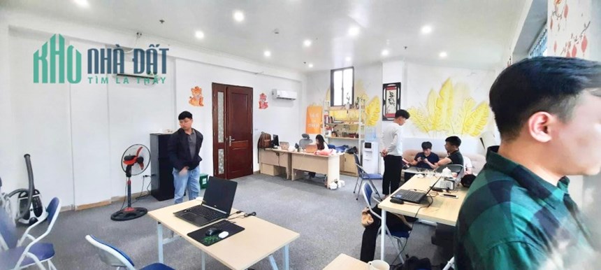 Chính chủ cần cho thuê phòng sàn 50m2 - 112 Mễ Trì Hạ - View kangnam