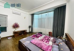 BÁN NHÀ NGUYỄN NGỌC VŨ -VỊ TRÍ CỰC ĐẸP - NHÀ MẶT NGÕ TO, CÁCH PHỐ 20m, THÔNG SANG LÊ VĂN LƯƠNG -