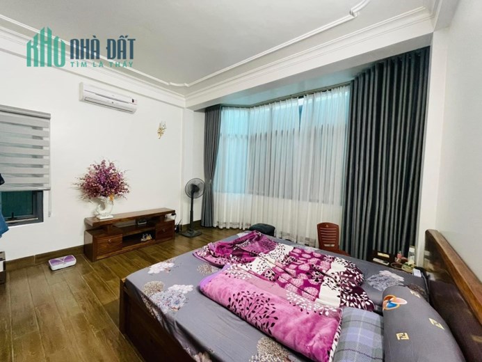 BÁN NHÀ NGUYỄN NGỌC VŨ -VỊ TRÍ CỰC ĐẸP - NHÀ MẶT NGÕ TO, CÁCH PHỐ 20m, THÔNG SANG LÊ VĂN LƯƠNG -