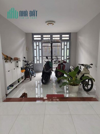 NHÀ MẶT TIỀN GIÁ TRONG HẺM - THỚI AN QUẬN 12, 80M2, 3 TẦNG. CHỈ 50 TR/M2.
