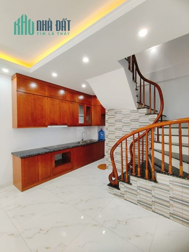 Bán nhà 43m2 4 ngủ phố Yên Phụ, Tây Hồ Ô tô dừng đỗ ngày đêm 6.6 Tỷ