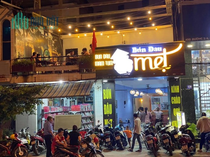 MÌNH CẦN SANG NHƯỢNG LẠI QUÁN BÚN ĐẬU
