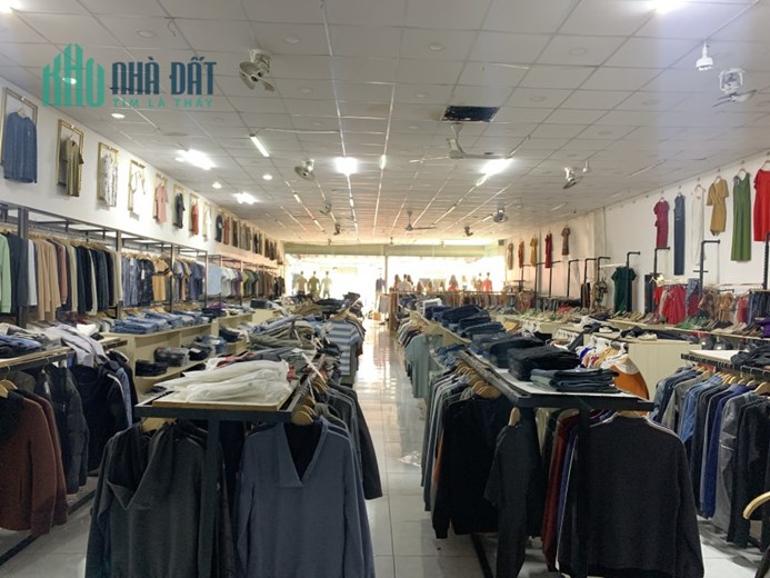 Nhà Bè ! Sang GIÁ SHOCK - Quá Rẻ Mặt Bằng Shop ( hoặc Sang Full Shop )  255 Lê Văn Lương , Phước