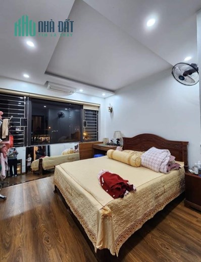 GIẢM GIÁ SỐC chỉ 10.5 tỷ nhà 54m x 5T, vỉa hè, ô tô, kinh doanh tại Trần Quốc Hoàn, Cầu Giấy