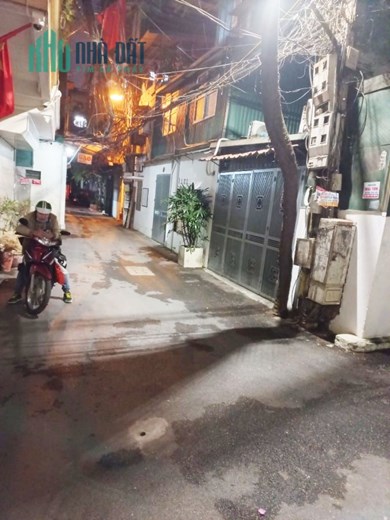 Hạ giá sâu cần bán nhà Phố Lương Định Của giá 8,8 tỷ, 50mx5T, Oto đỗ