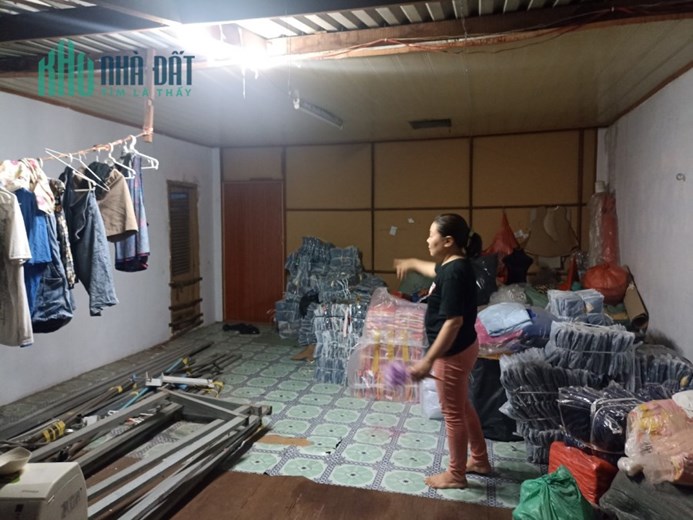 Bán gấp nhà hẻm Lạc Long Quân, P8, Tân Bình