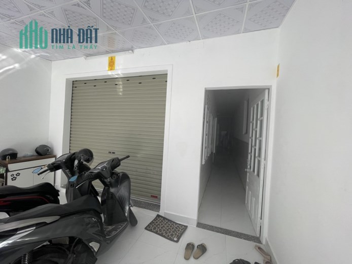*  HOT... HOT... HOT... BÁN NHANH CĂN NHÀ MẶT TIỀN Ở TP HUẾ