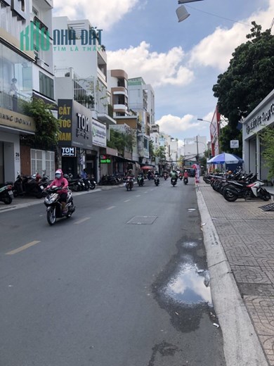 Vị trí vàng ! Sở hữu ngay 2 căn đôi MTKD Trần Quang Diệu, P13, Q3.
