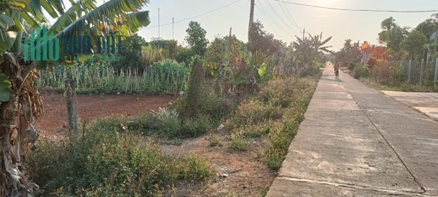 BÁN GẤP đất vị trí đẹp tại chợ xã Đăk Wil, Huyện Cư Jut, tỉnh Đăk Nông