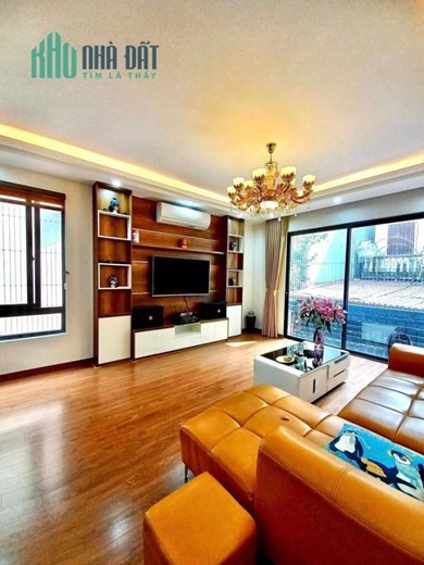 Bán Gấp Nhà Trần Thái Tông Lô góc nhà đẹp chủ tặng nội thất DT 42m 5t nhỉnh 7 tỷ