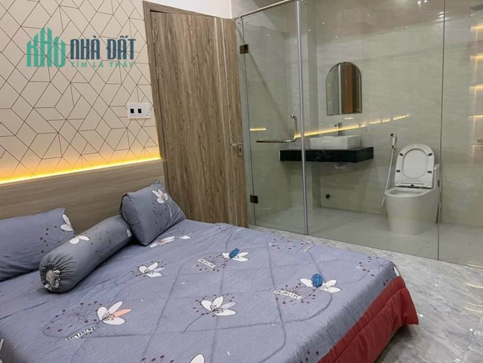 Nhà căn góc 3 tầng Cù Chính Lan đầy đủ nội thất 3,25 tỷ