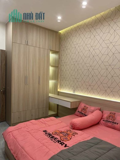 Nhà căn góc 3 tầng Cù Chính Lan đầy đủ nội thất 3,25 tỷ