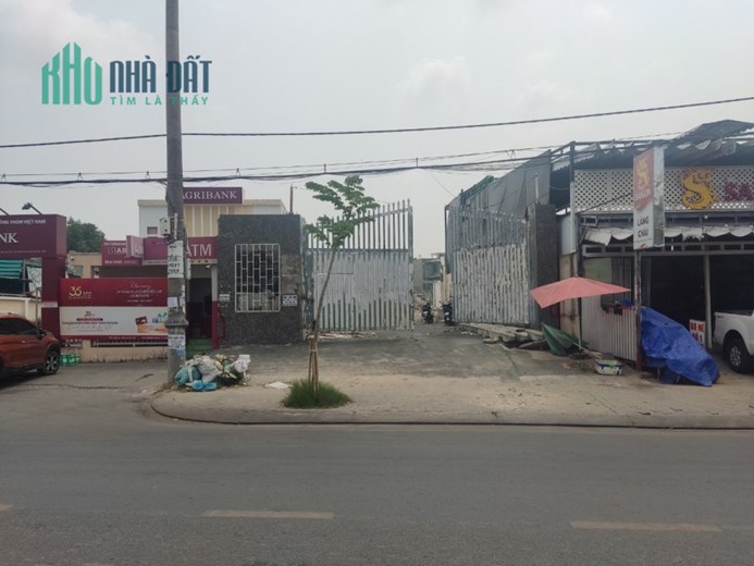 Bể kèo bán gấp, TL giảm sâu cho khách thiện chí  mua nhanh. Đất vuông vức, tiện làm Nhà hàng.