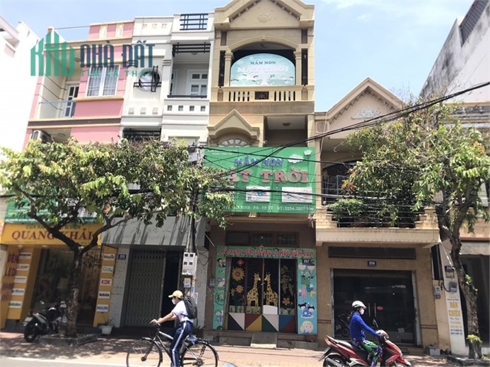 Cho thuê mặt bằng 1T1L ngay ngã tư giếng nước đường Nguyễn An Ninh, TPVT