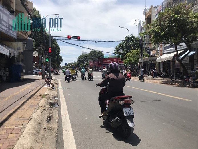 Cho thuê mặt 1 trệt 1 lầu đẹp sạch đường Nguyễn An Ninh TPVT