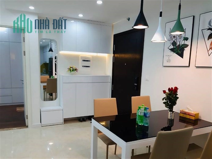 Cần bán căn hộ 2PN 2VS cao cấp tại chung cư D'Capitale 119 Trần Duy Hưng, toà C6