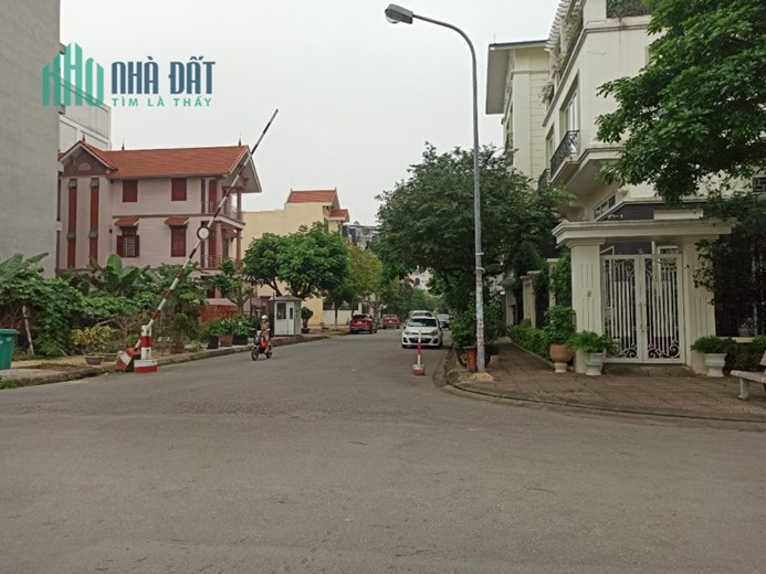 Bán đất mặt đường 25m lô 16 Lê Hồng Phong, 190m lô góc Siêu Đẹp, GIÁ 108 tr/m