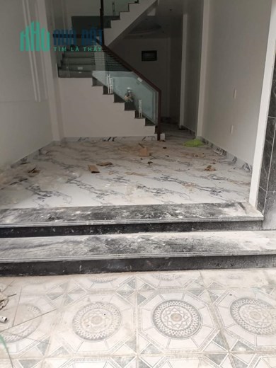 Bán nhà ngõ 261 Trần Nguyên Hãn, 38m x 3 tầng mới tinh độc lập, GIÁ 2.3 tỉ