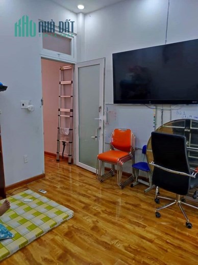 BÁN NHÀ 4M X 1MM CÁCH 1 CĂN RA HẺM XE TẢI THÍCH QUẢNG ĐỨC NHỈNH 5 TỶ.